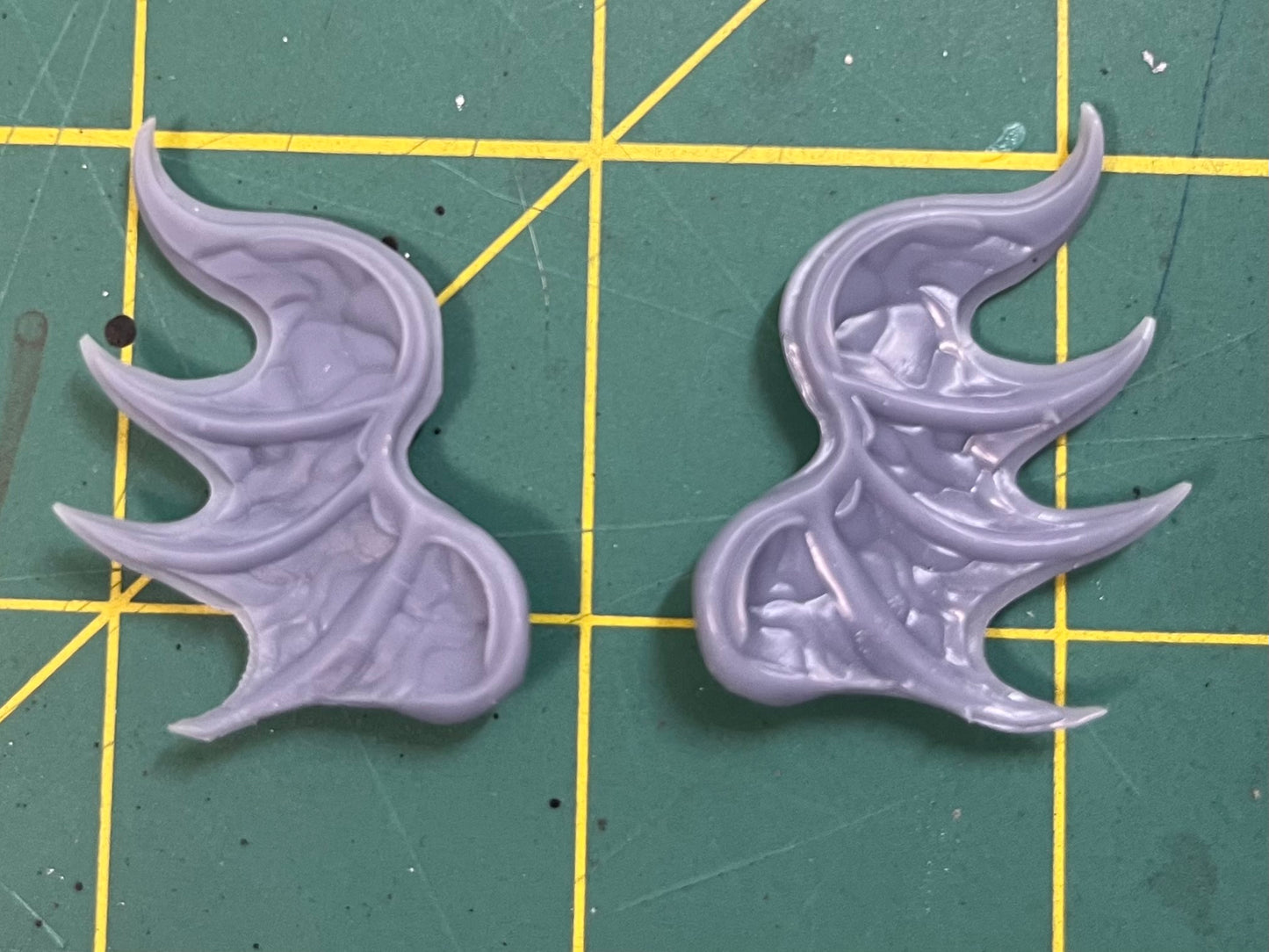 "Dragon Wings Detailed" Helmet Attachment